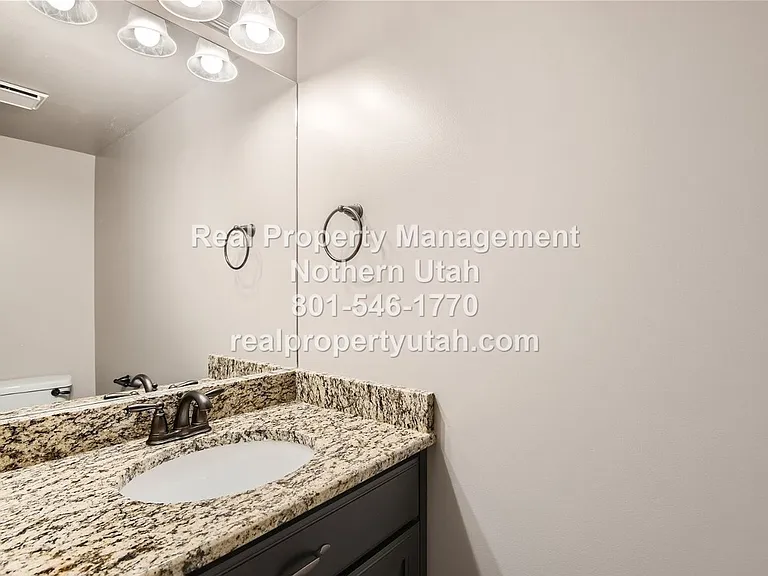 1795 E Whitetail Dr — Photo 13