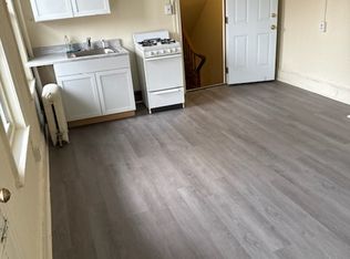 601 N 10th St #2FR, Reading, PA 19604