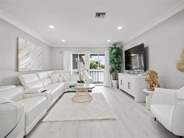 222 N Federal Hwy APT 207, Deerfield Beach, FL 33441