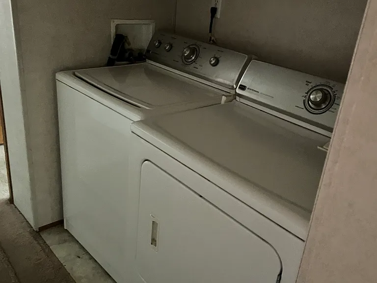 21 S Buddy Ln — Photo 4