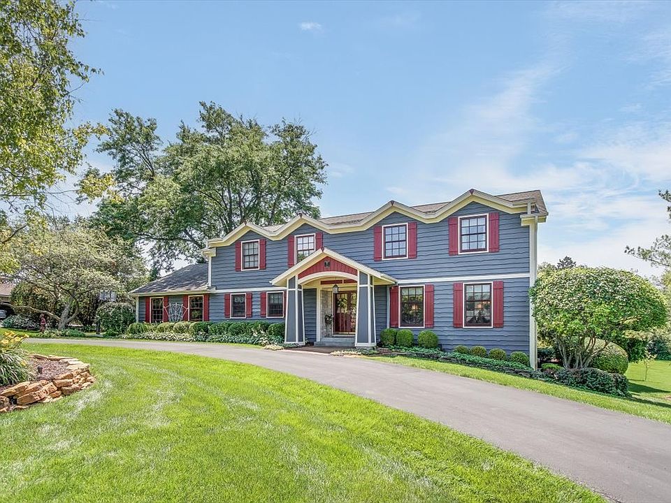 1st image of 135 Harbor Dr