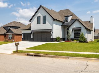 3000 W Van Buren Ct, Broken Arrow, OK 74011