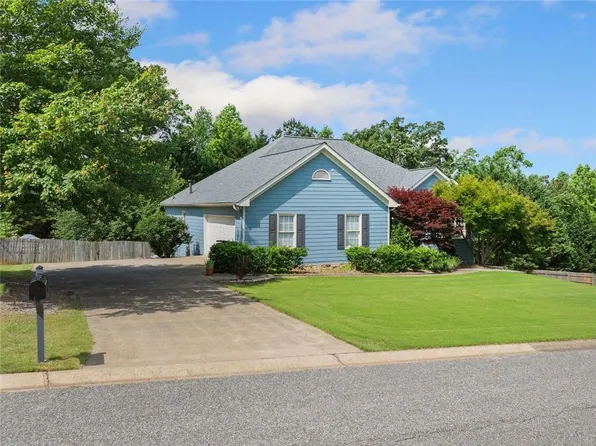 604 Greenleaf Way, Ball Ground, GA 30107