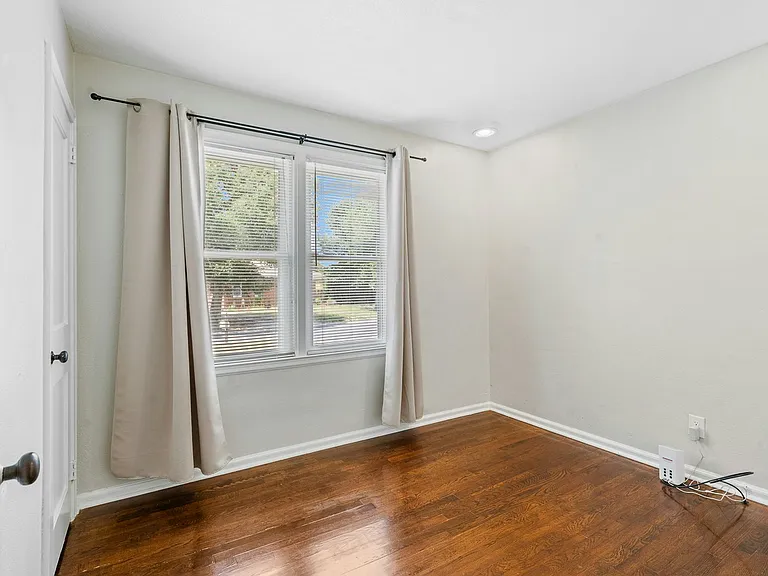 212 SE Kalash Rd — Photo 24