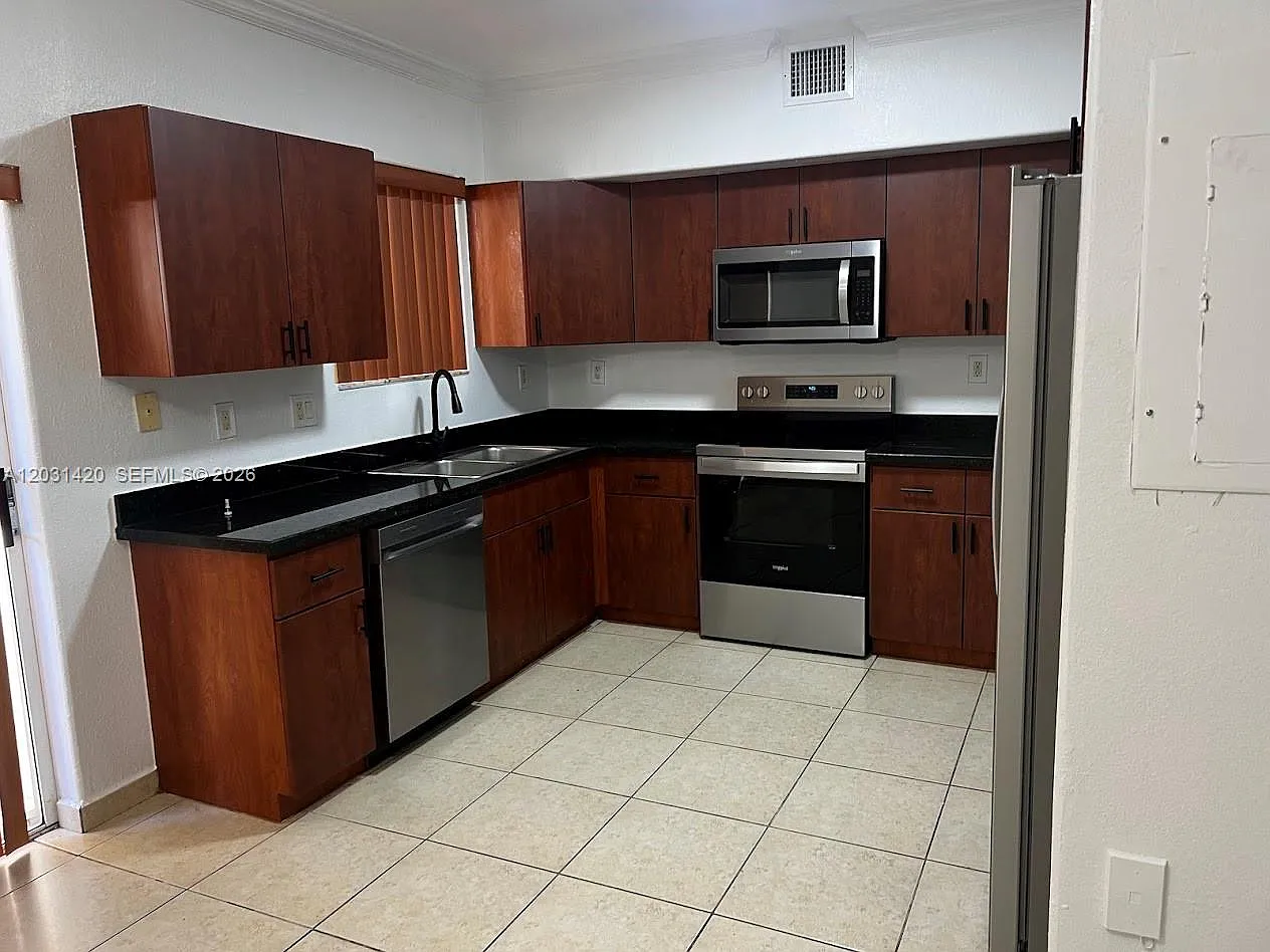 Garden View Villas Homes — Photo 1