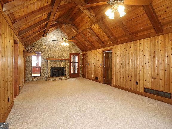 3rd image of 275 Roberts Rd