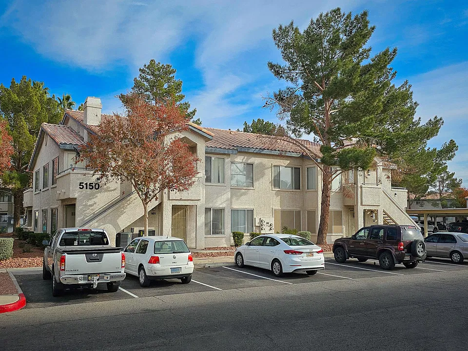 5150 Mandalay Springs Dr #103