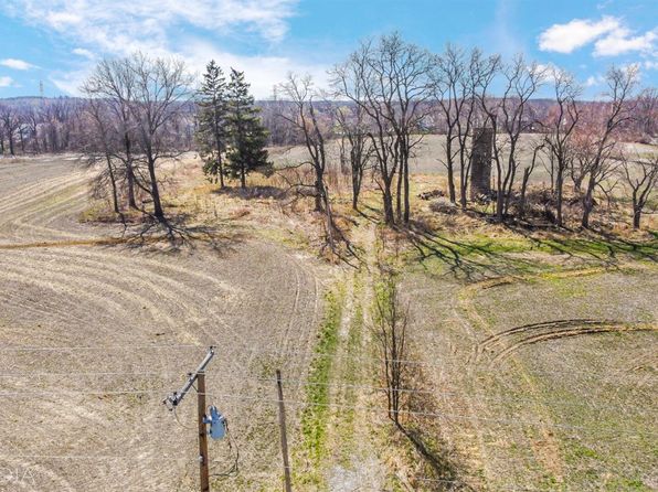 34 W 900 N, Chesterton, IN 46304