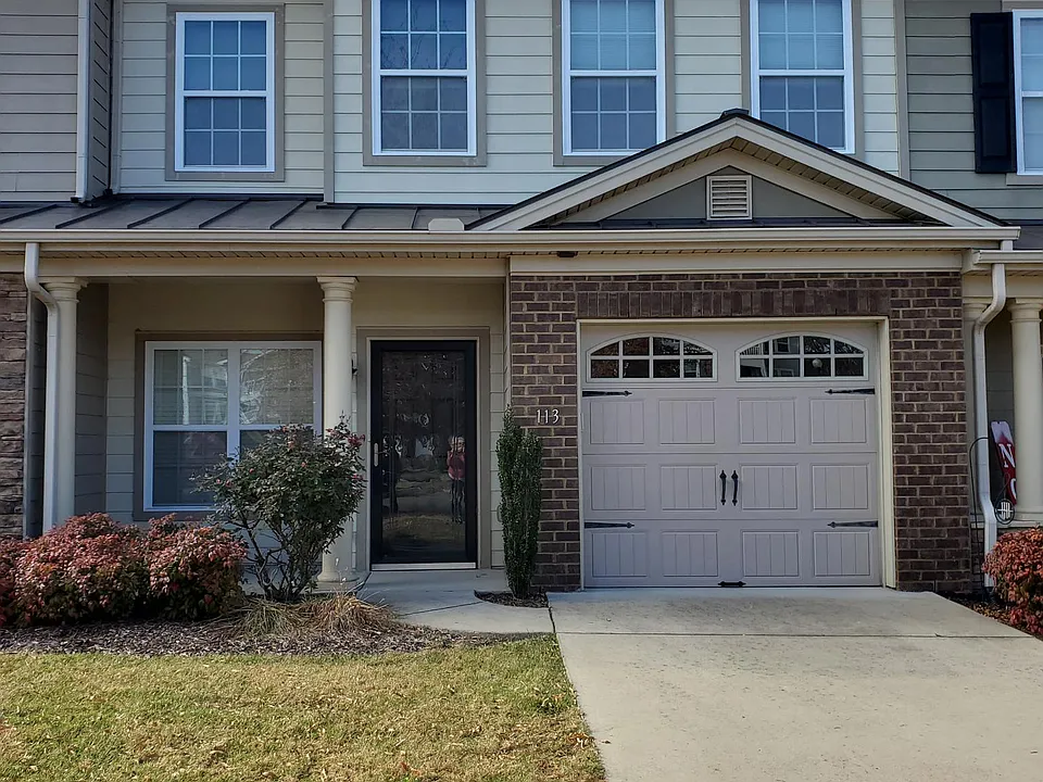 113 Cattail Ln
