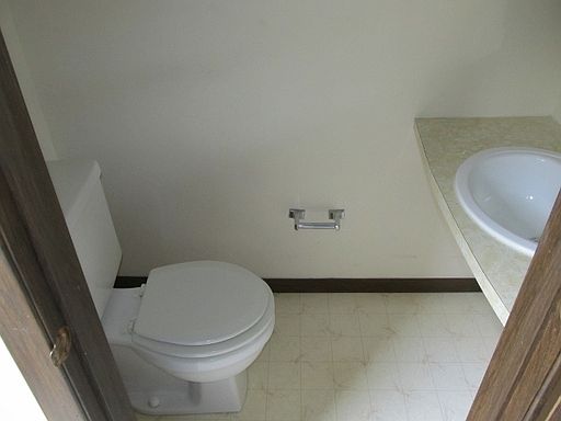 5th image of 306 Windsor Park Dr