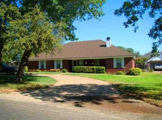 2203 McLennan Crossing Rd, Woodway, TX 76712