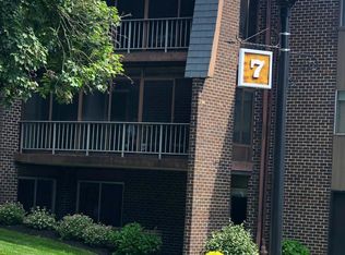 7 Stonehenge Cir APT 8, Baltimore, MD 21208