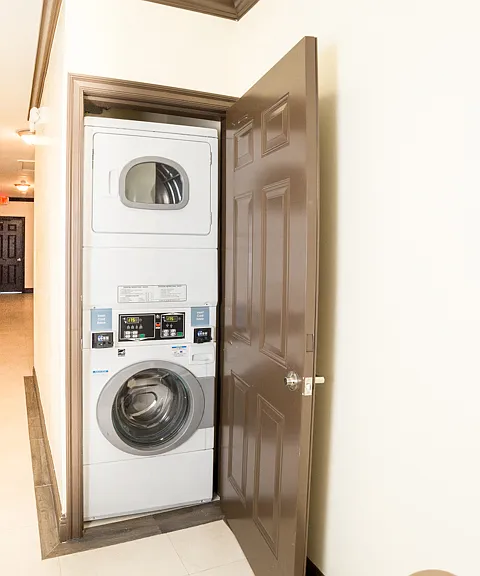 53 NE 49th St #5B — Photo 4