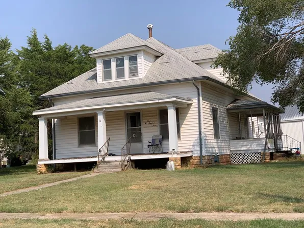 303 N 2nd St, Culver, KS 67455