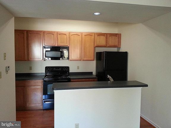 2nd image of 3910 Penderview Dr APT 624