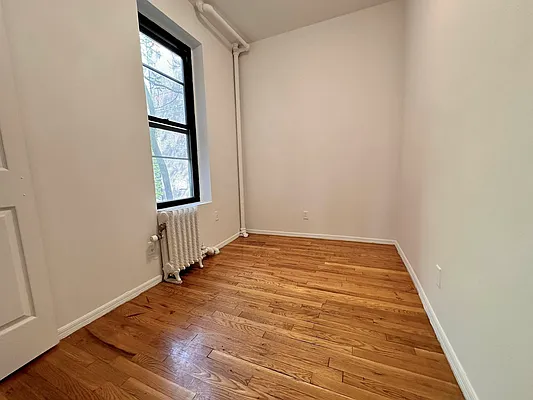 Rented by J PRESTON AND ASSOCIATES INC | media 19