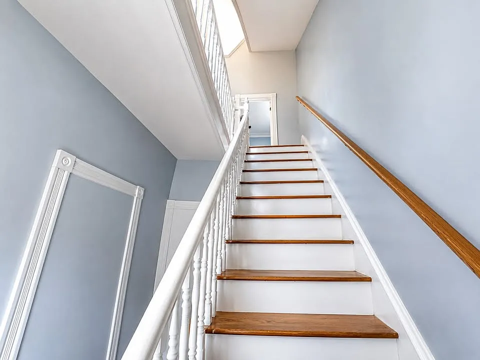 2 bed, $2,000 — Photo 2