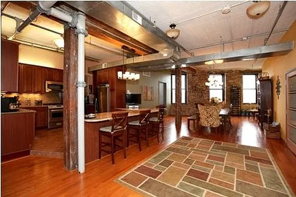 Sold by Knecht Properties | media 6