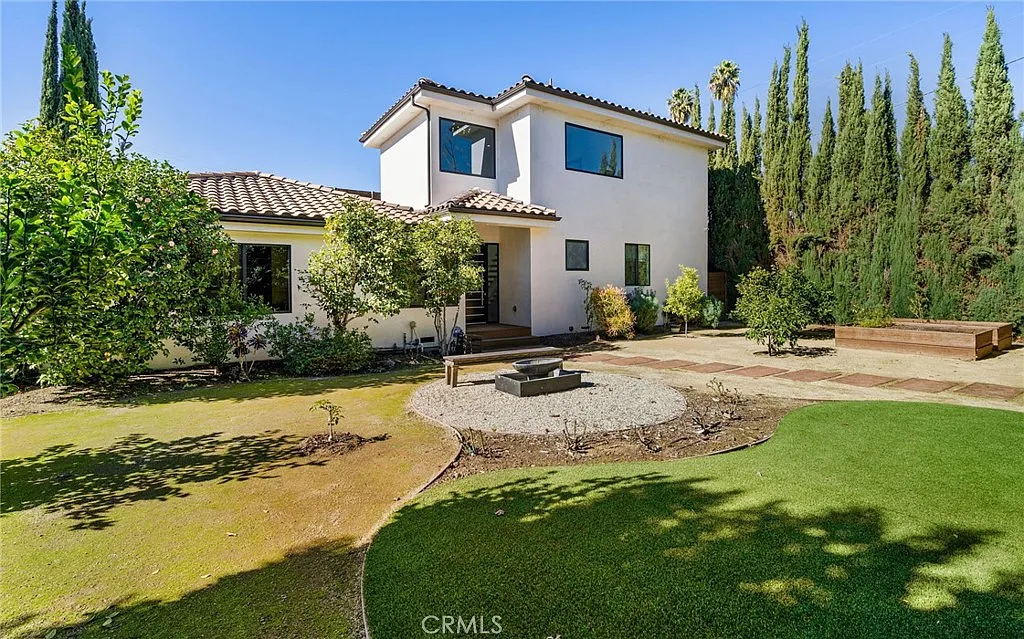 5 bed, 5.5 bath, 3505 sqft, $13,000 — Photo 2