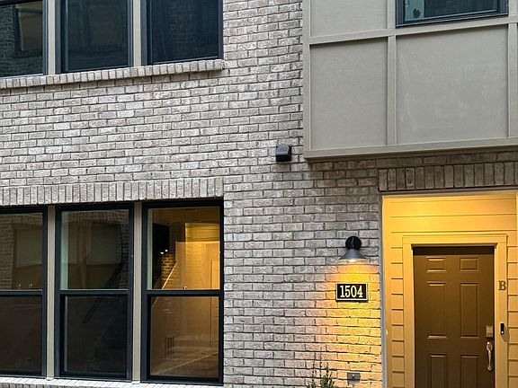 2nd image of 1504 Moore St #A
