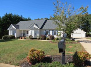 8 Brook Laurel Ln, Taylors, SC 29687