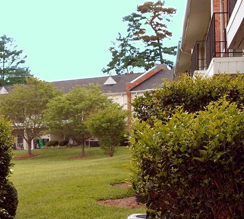 1st image of 4605B Coronado Dr