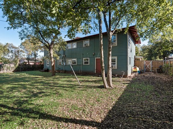 4115 Lakehurst Ct, Dallas, TX 75211