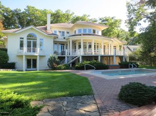 13197 Sunset Point, New Buffalo, MI 49117