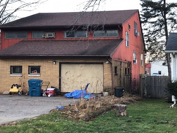 2nd image of 243 Mansur St