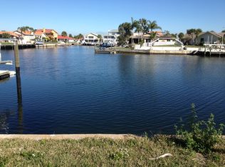 5110 Westshore Dr, New Port Richey, FL 34652