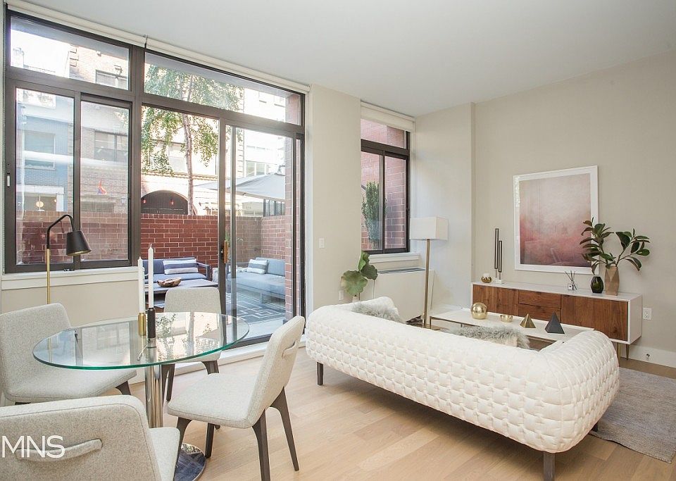 1st image of 250 W 19th St APT 1D