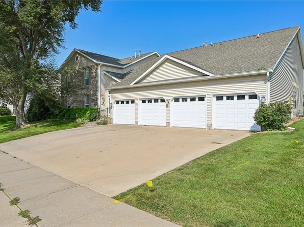 480 Burdette Dr SW Unit A, Cedar Rapids, IA 52404