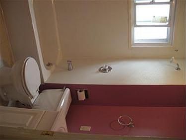 5th image of 2165 Carabel Ave