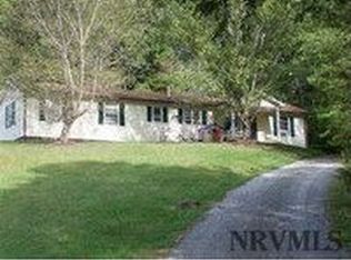 6803 Riverside Dr, Fries, VA 24330