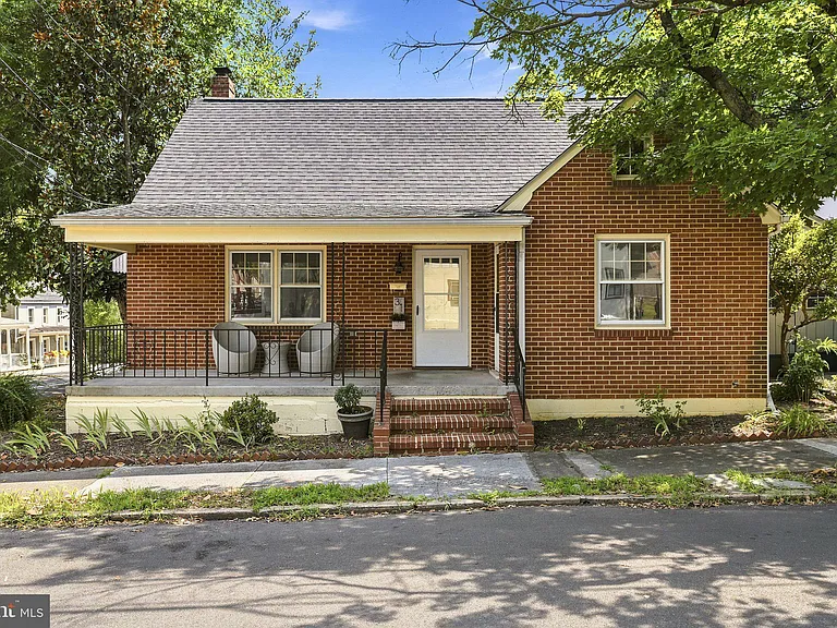 31 E Germain St — Photo 1