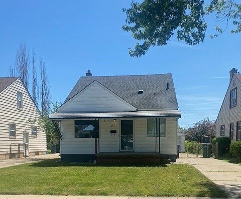 1st image of 653 Capitol Ave