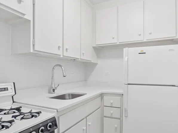 345 East 69th Street image 6 of 7