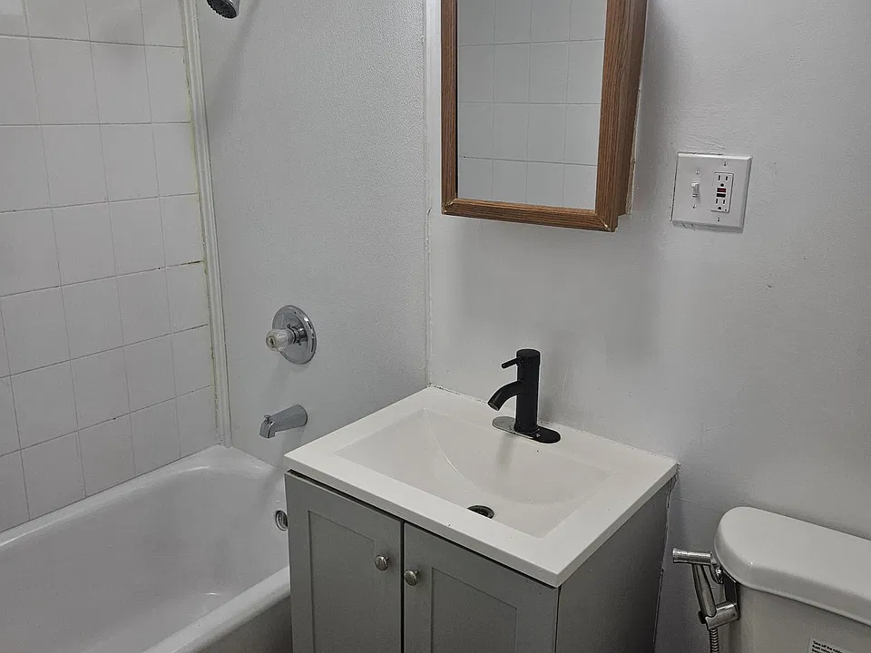 244 Washington Ave #1