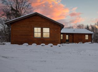 220 Corey Ct, Ortonville, MI