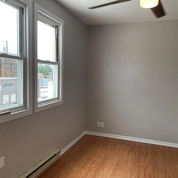 12129 Tecumseh Rd E — Photo 13