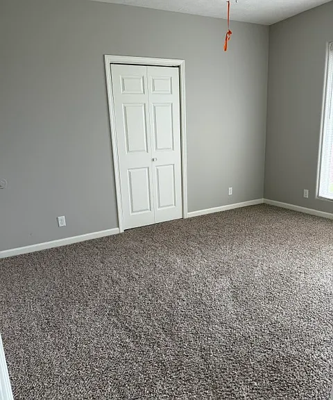 Hillcrest Dr — Photo 10