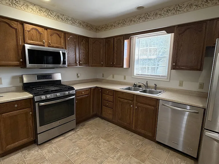 1513 Princess Anne Ln — Photo 6