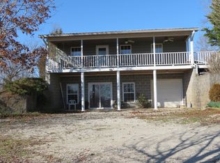 2800 Jeanette Holladay Rd, Parsons, TN 38363