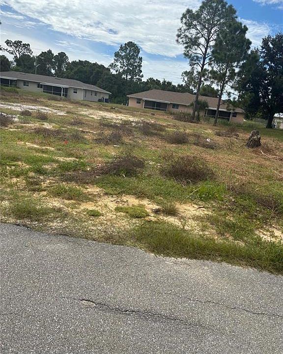 2nd image of 2222 Armour RD