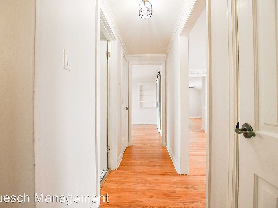 1st image of 127 S Ashland Ave