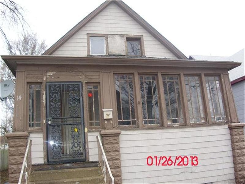 2nd image of 14 157th St