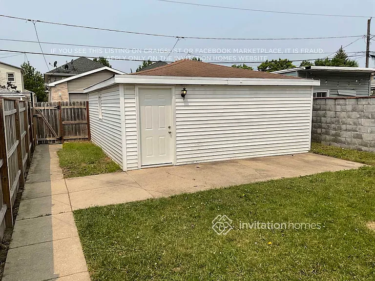 1816 N 38th Ave — Photo 23