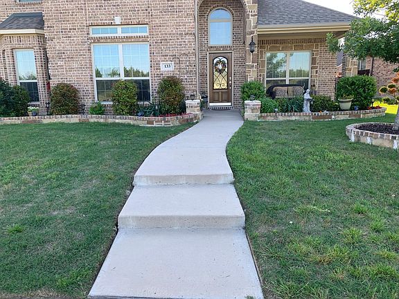 2nd image of 133 Lake Trail Dr