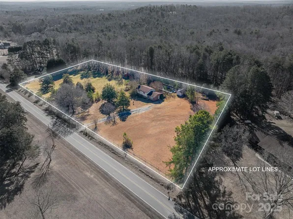 255 Kings Dr, Kings Mountain, NC 28086