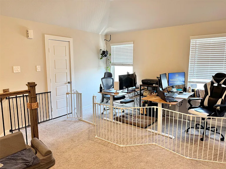 21759 Thicket Point Ln — Photo 14